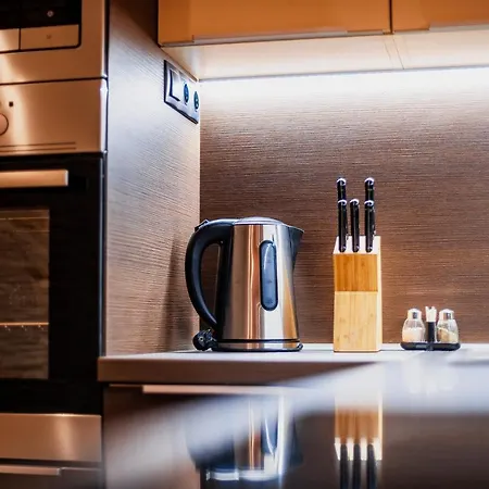 Luxury Smart Apartment *