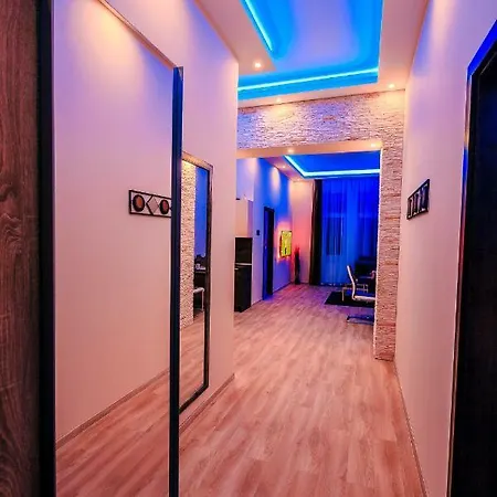 Luxury Smart Apartment *