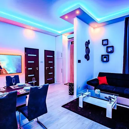 Luxury Smart Apartment *